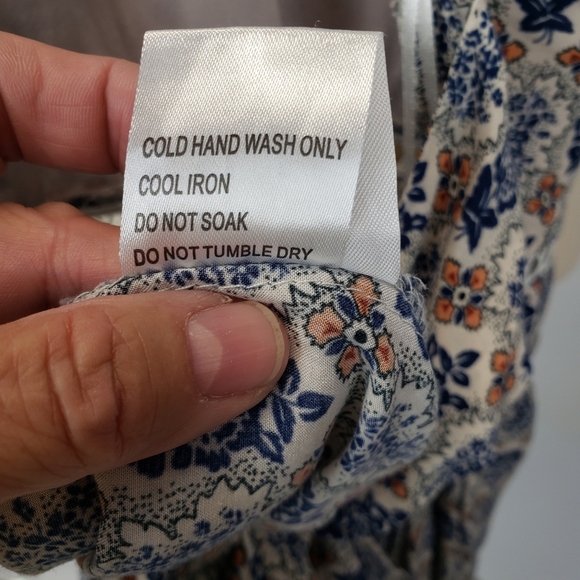 LF Seek the Label Floral Halter Romper size XS - Picture 9 of 10